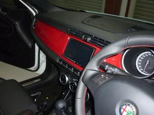 Alfa Romeo Giulietta 2DINキット（赤・右ハンドル用）ステリモ対応CANバスアダプター同梱タイプ